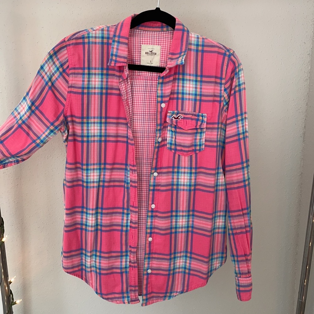 ✨Hollister Pink Plaid Shirt✨ - Picture 2 of 8